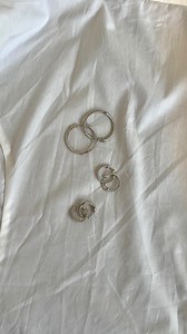 7 comments | Chime in hoop girls  Few things beat the look of a classic diamond hoop, but the size you choose makes a statement. Which one are you? #diamondhoops #hoopearringsaremything #hoopearrings #diamondearring #jewelrygirl #sylviejewelry #jewelrydesigner #jewelrytrends #trendyjewelry | Sylvie Jewelry | Facebook