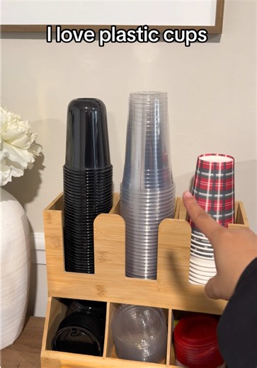 Stylish Plastic Coffee Cups for Everyday Use