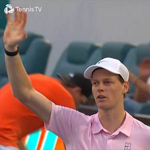 📊 Les tie-breaks disputés sur dur 🔵 par Jannik Sinner 🇮🇹 depuis le début de la saison dernière :✅✅✅✅✅✅✅✅✅✅✅✅✅❌✅✅✅✅✅➡️ 18 tie-breaks remportés, 1 tie-break perdu