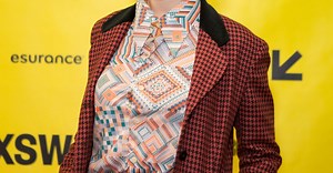 Bridgit Mendler se casou com vestido de noiva muito lindo!