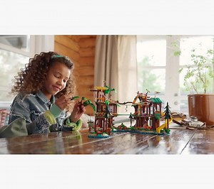 LEGO Adventure Camp Tree House
