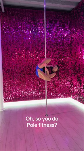 We love a dramatic fall! Don’t worry I was fine after the fall #fyp #poledancer #pole