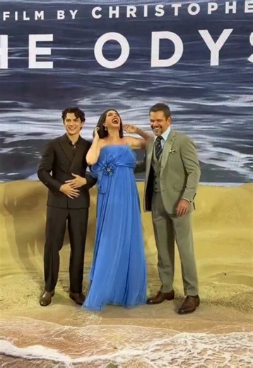 #annehathaway #tomholland #mattdamon #theodyssey #onregardequoi | Annehathaway