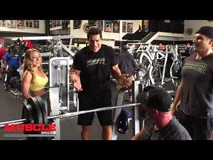 Lou Ferrigno trains his son Lou Jr and Chris Minnes