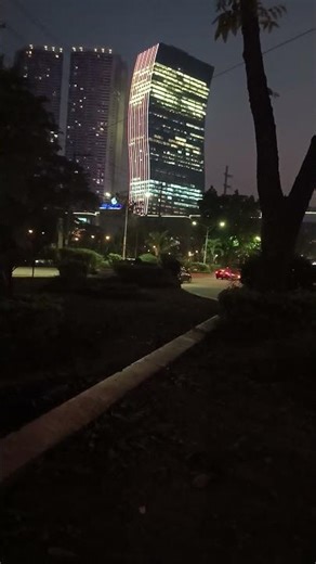 Mega Tower Edsa, cor Doña Julia Vargas Ave, Mandaluyong April 14, 2025