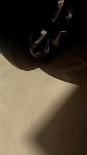 🎯 Geef je auto direct een opvallende upgrade! 👉 gadgetreus.nl/products/weerbestendige-auto-led-strip ✅ Water- en weerbestendig ontwerp – ideaal voor buitengebruik ongeacht het weer. ✅ Multifunctioneel - eenvoudig gebruik in huis ✅ Strakke verlichting die stijl toevoegt én de aandacht trekt. | Gadgetreus.nl