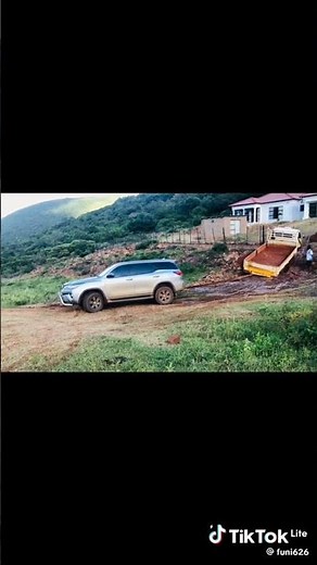 Toyota Fortuner pull out a Truck #carreview #fypシ゚viral #toyota #toyotafortuner #viralshorts