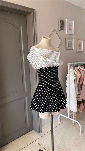 Fabiana on Instagram: "RECTANGLE DRESS FREE PATTERN + TUTORIAL SEWING CLOTHES OUT OF RECTANGLES OF FABRIC✨✨ EPISODE 4 With love, for you guys﫶 #sewing #sewingaddict #freesewingpattern #freesewingtutorial #summerwardrobe #sewingmypinterestboard #summerdress #sewinginspiration"