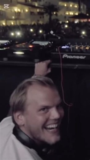 💔💔Can you hear me? S.O.S. Help me put my mind to rest... 💔💔 #avicii #tim #timbergling #aviciiforever Credit : Tiktok //avicii.timbergling | Tim Bergling Fans