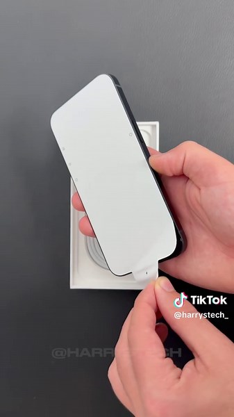 Unboxing the iPhone 16: First Look and Features