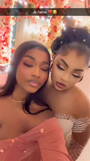 Vidéos de Belle_Vue (@_belle_vue_) avec son original - Sheikh Alassane Sène