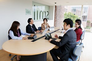 事例で学ぶ、 Microsoft Azure活用術 ～クラウド移行編～(42) 全学生への Surface 無償貸与と Azure によるフル クラウド化で、"コスト ダウン"と"ICT を利活用した学習支援"を両立 - 畿央大学