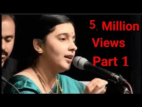 Part - 1 Vibhavari Apte Joshi sings Lataji's songs. Pure nectar for ears, mind and soul HUMLOG Pune