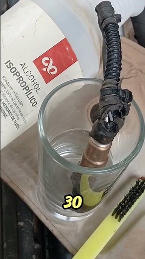 How to clean the oxygen sensor.