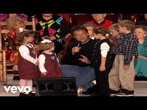 Bill & Gloria Gaither - Five Little Fingers [Live] ft. Stephen Hill