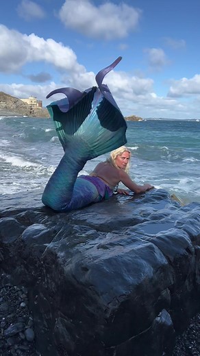 #mermaid #mermaidtail #mermaidsighting #mermaidtiktok #mermaidlife #mischiefthemermaid #oceanmermaid #wildmermaid #mermaids #oceanlove #mermaids ##tailflip #loveandlight #cornwall #mermaidcove #neverland #mermaidsarereal #sea #cornwall #kernow #blondemermaid #bluemermaid #mermaidvideos #mermaidlove