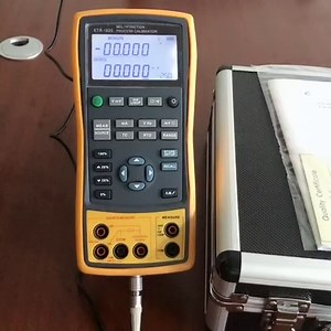 ETX-1825 Multifunctional Process Calibrator with 0.05 Accuracy: Amazon.com: Industrial & Scientific