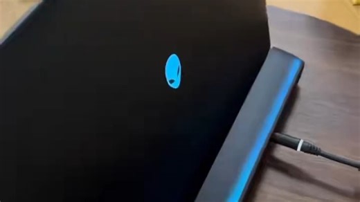 【国家补贴15%】外星人(Alienware)18英寸 AREA-51 游戏电竞外星人笔记本 酷睿Ultra9 至高可选RTX5090 2.5K