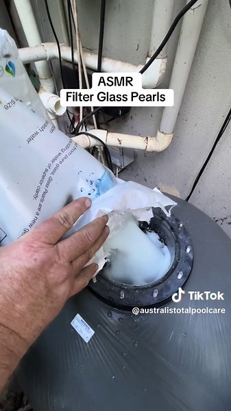 ASMR Glass Pearls for Pool Filter Installation