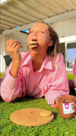 The 3 Types of People Who Eat Nutella 😜🍫