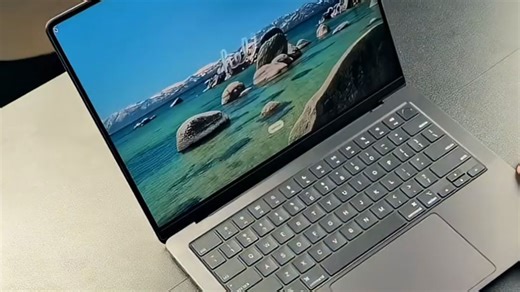 【沉浸式拆箱】MacBookPro M5