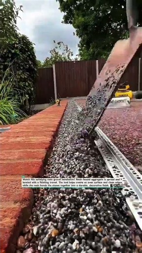 Perfect Resin Gravel Edge Installation With a Clean Finish! #ResinPaving #Landscaping #Construction