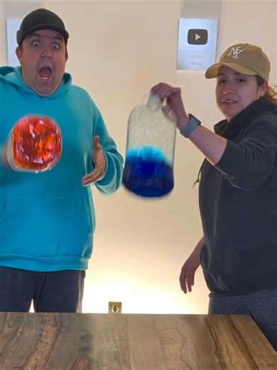 ¿Quién Llegó Primero? Reto de la Botella 3 en Raya ❌⭕ #juegos #juegosdemesa #juegosenfamilia #tictactoe