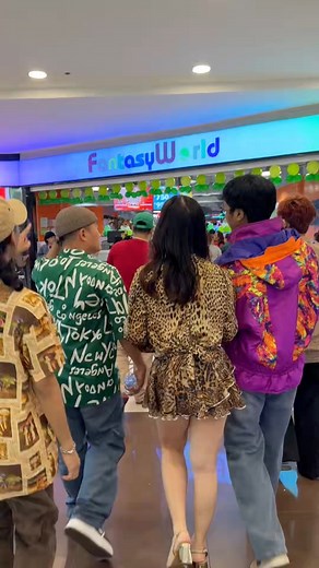 Tara sa Fantasy World Market-Market! #nasiaeliz | NasiaEliz