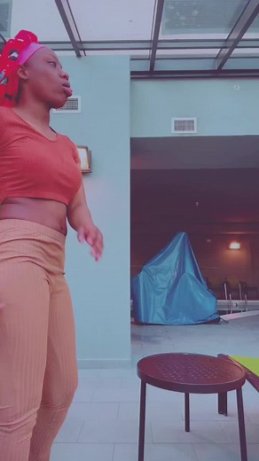 Ms Shelly (@ms_shelly88)’s videos with On Beat (Major Nine Remix) - Tre Oh Fie