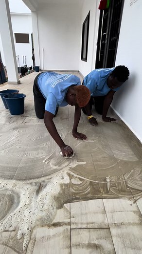 𝐍’𝐭𝐮𝐭𝐮 𝐒𝐞𝐫𝐯𝐢𝐜𝐞𝐬 𝐼𝑛𝑠𝑡𝑎𝑙𝑙𝑒𝑧-𝑣𝑜𝑢𝑠 𝑐𝑜𝑛𝑓𝑜𝑟𝑡𝑎𝑏𝑙𝑒𝑚𝑒𝑛𝑡 𝑒𝑡 𝑑𝑒́𝑡𝑒𝑛𝑑𝑒𝑧-𝑣𝑜𝑢𝑠 𝑝𝑒𝑛𝑑𝑎𝑛𝑡 𝑞𝑢𝑒 𝑛𝑜𝑢𝑠 𝑛𝑜𝑢𝑠 𝑜𝑐𝑐𝑢𝑝𝑜𝑛𝑠 𝑑𝑢 𝑛𝑒𝑡𝑡𝑜𝑦𝑎𝑔𝑒 𝑝𝑜𝑢𝑟 𝑣𝑜𝑢𝑠.