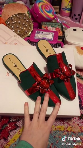 Stylish Katy Perry Shoe Collection for Every Occasion