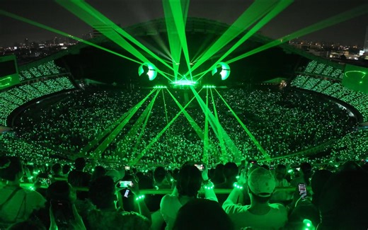 【4K 高还原音质】《Clocks》Coldplay曼谷2.4