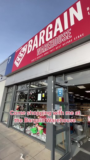 Come shopping with me at the Bargain Warehouse! 🛒 #bargainshopping #dealsandsteals #bulkbuy #kent