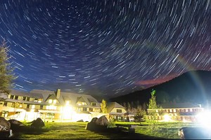 Don't miss upcoming astronomy programming at AMC lodges and huts! Featuring presentations from Director of the Carthage Institute of Astronomy Dr. Douglas Arion, telescope observations, and meteor shower viewing parties. Start planning your trip today! 📷James Lowenthal, Dept. of Astronomy, Smith College | Appalachian Mountain Club