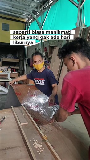 Menyelesaikan tanggung jawab terakhir di tahun ini dengan maksimal! Siap untuk rehat sejenak, mengisi ulang energi, dan menyambut tahun baru dengan visi serta semangat yang lebih besar. Sampai jumpa di tahun depan dengan versi terbaik diri kita! HOUSE OF FURNICRAFT menyediakan jasa Desain Custom Furniture, Interior Custom, Las Besi, Pagar, Kanopi dan lainnya. Office dan Workshop Jl. Masjid VI A RT. 01 RW. 07, Sudimara Timur, Ciledug, Kota Tangerang, Banten 📲 0857 4224 1990 / 0822 6161 4480. #cu
