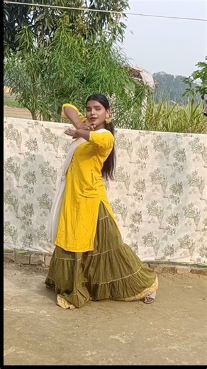 Pinga ❤️✨#shreyaghoshal #priyankachopra #dipikapadukone #pinga #dance #ytshorts #shorts #viral