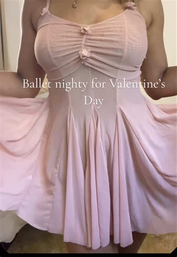 Such sweet nighty, super flattering ✨ I’m wearing a size small and I’m 5’5.5 ✨ #nighty #nightgown #nightdress #ballet #valentinesday