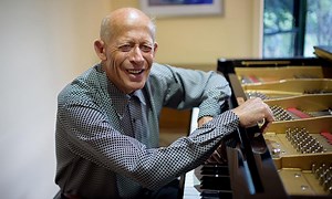 Jazz news: Farewell Recital By 'Shine' Pianist David Helfgott At Carnegie Hall On ﻿june 17, 2022 - Reserve Now
