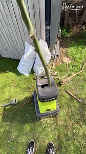 Tree Chipper Turns Branches to Dust | DeMilked