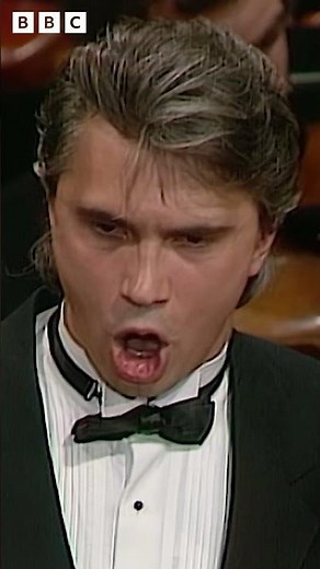 'Pietà, rispetto, amore' performed by Dmitri Hvorostovsky