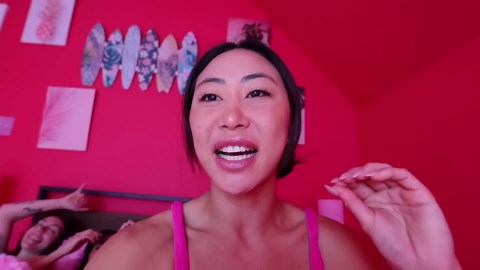 Living in pink for 24 hours! Everything must match 😳