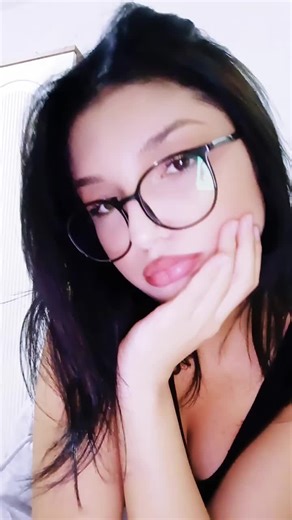 YANANİ GORUR ALLAAH