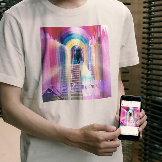 スマホで柄を変える最先端のTシャツ「IoTシャツ」