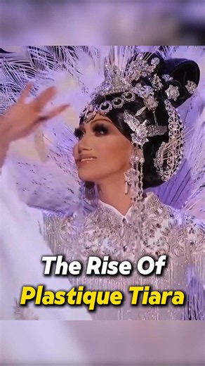 Alyssa Edwards House of Edwards: Plastic Tiara Drag Look
