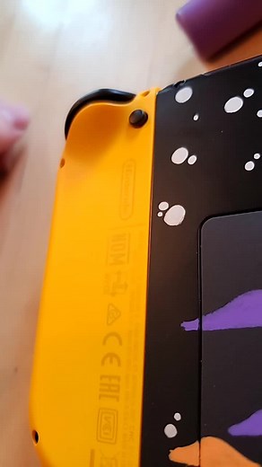 my first tik tok :') I customized my switch!! I'm really happy with how it turned out :D #nintendoswitch #posca #fyp