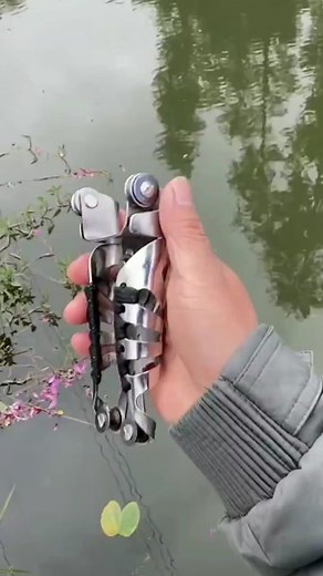 Mastering the Bow Slingshot for Fishing