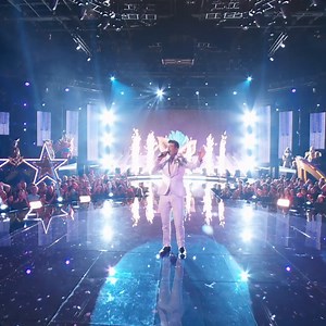 44K views · 1.2K reactions | I could listen to this performance on repeat forever! Way to open the show tonight, Robin Thicke.  #TheMaskedSinger | The Masked Singer | Facebook