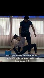 How to do Side back bend yoga 🧘‍♂️ follow for more 👇🙏 | YOGA UNIVERSE