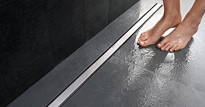 Für Profis: Heute zeigen wir euch, wie einfach es ist, unsere Duschrinne Geberit CleanLine zu installieren :) | Geberit