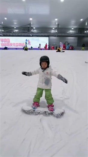 Teaching Kids to Ski: Stress-Free Family Fun, No Pain in Falls